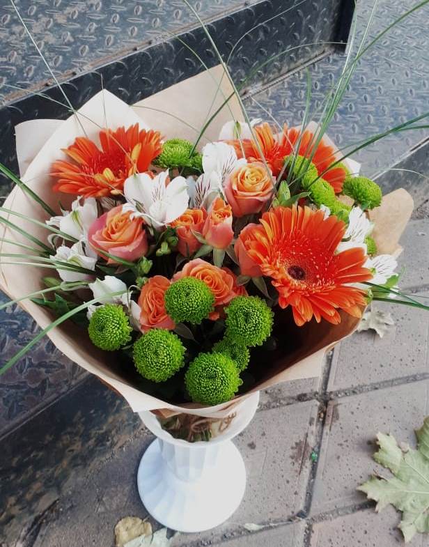 Букет цветов из: Герберы, Хризантемы, Альстромерии и Розы в Ситне-Щелканово