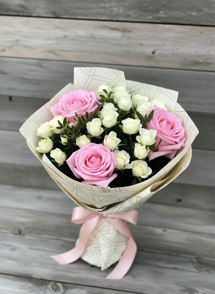 Букет цветов из: Розы в Ситне-Щелканово