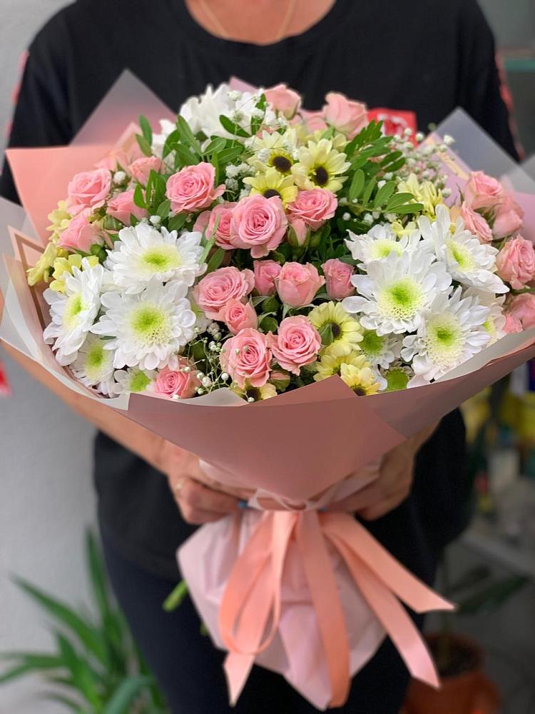 Букет цветов из: Розы и Хризантемы в Ситне-Щелканово