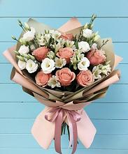 Букет цветов из:  Розы, Альстромерии и Лизиантусы в Ситне-Щелканово