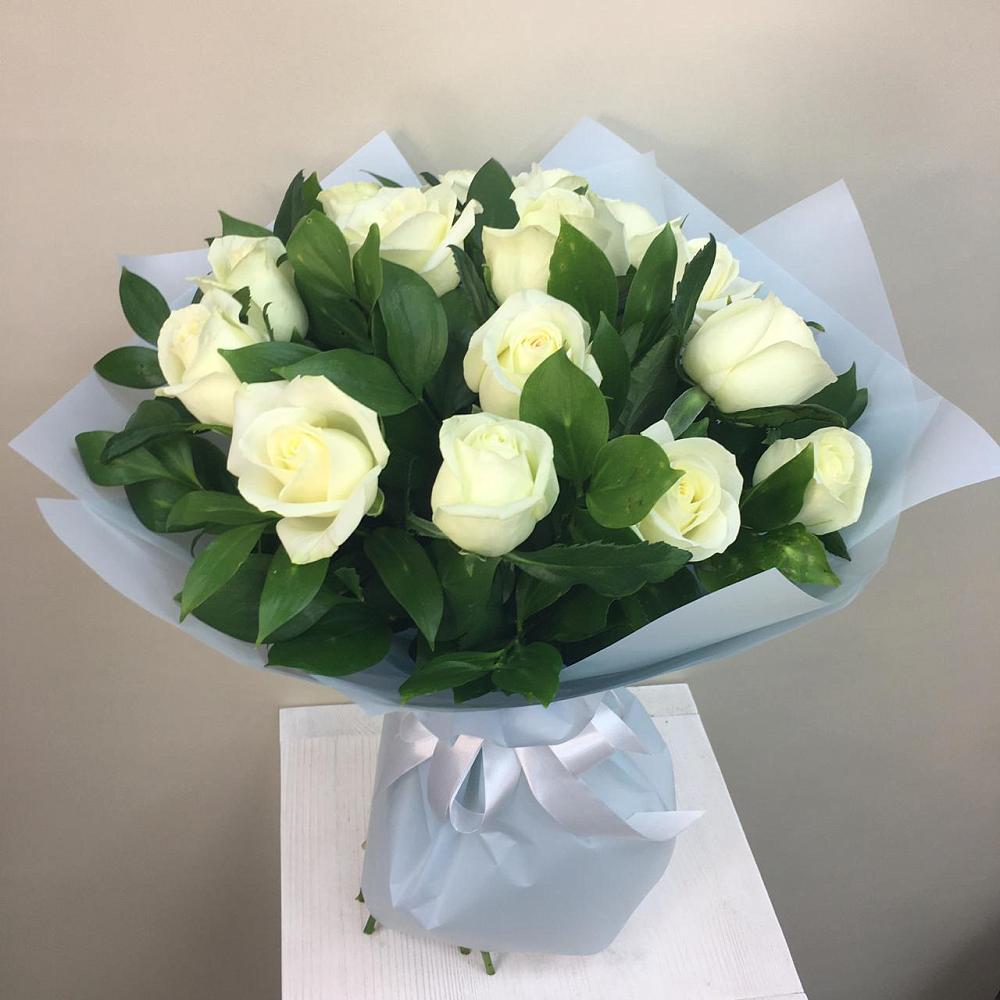 Букет 15 Белых роз Проуд в Ситне-Щелканово