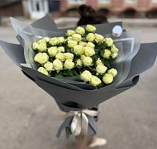 Букет Белые кустовые розы Солинеро в Ситне-Щелканово