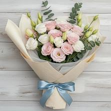 Букет цветов из:  Лизиантусы в Ситне-Щелканово