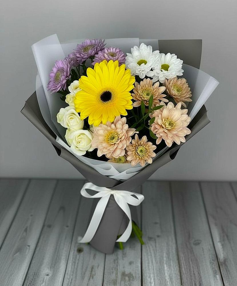 Букет цветов из: Розы, Герберы и Хризантемы в Ситне-Щелканово