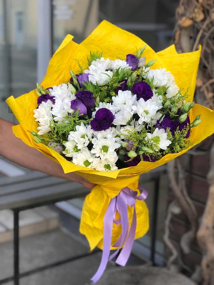 Букет цветов из: Ирисы, Хризантемы и Ромашки в Ситне-Щелканово
