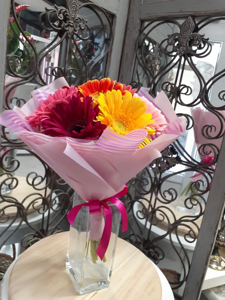 Букет цветов из: Герберы в Ситне-Щелканово