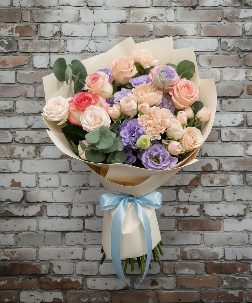 Букет цветов из: Розы, Лизиантусы и Гвоздики в Ситне-Щелканово