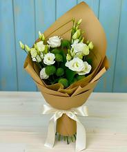 Букет цветов из:  Хризантемы и Лизиантусы #REPLACE_PRED# Ситне-Щелканово