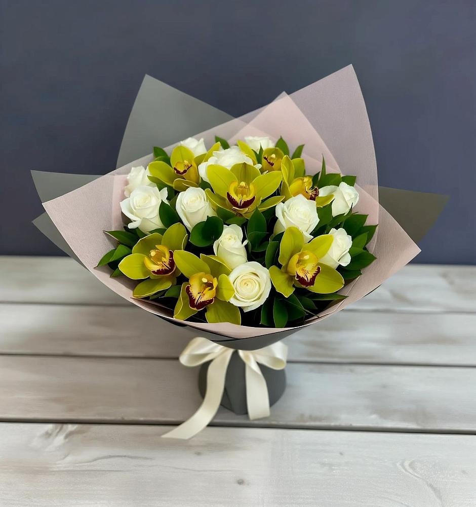 Букет цветов из: Орхидеи и Розы в Ситне-Щелканово