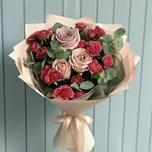 Букет цветов из:  Гвоздики и Розы в Ситне-Щелканово
